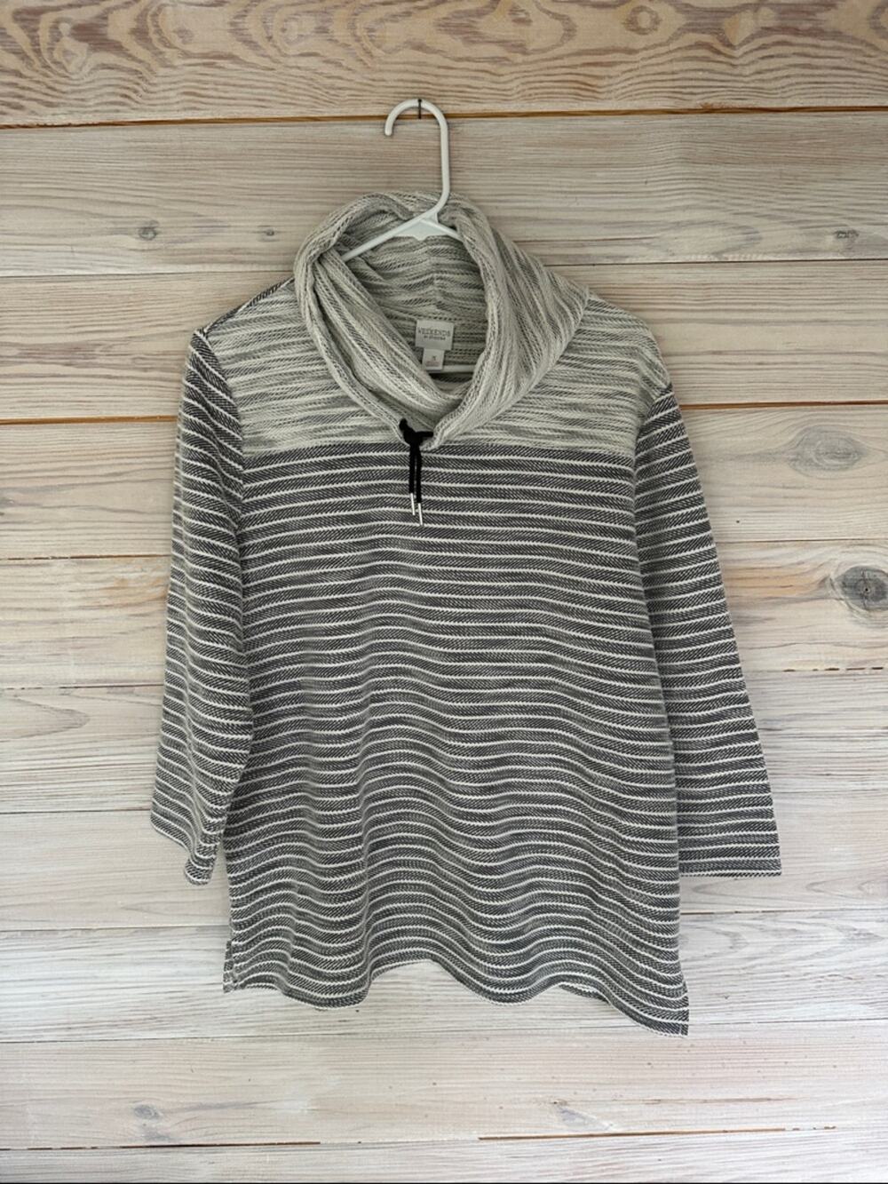 Weekends By Chico's Gray & White Stripe Cowl Neck Top Tunic Size 3
